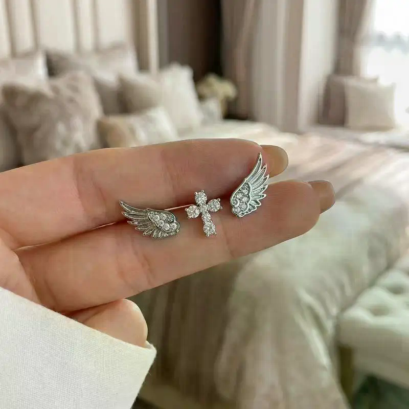Luxury Lifestyle Party - Angel Wings Cross Earrings Luxury Vintage