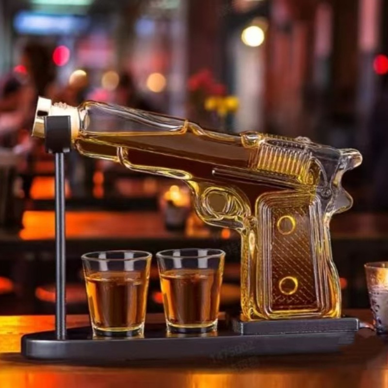 Sandhawk Glass Pistol Decanter - Glass Decanter Whiskey 리뷰 및 가격
