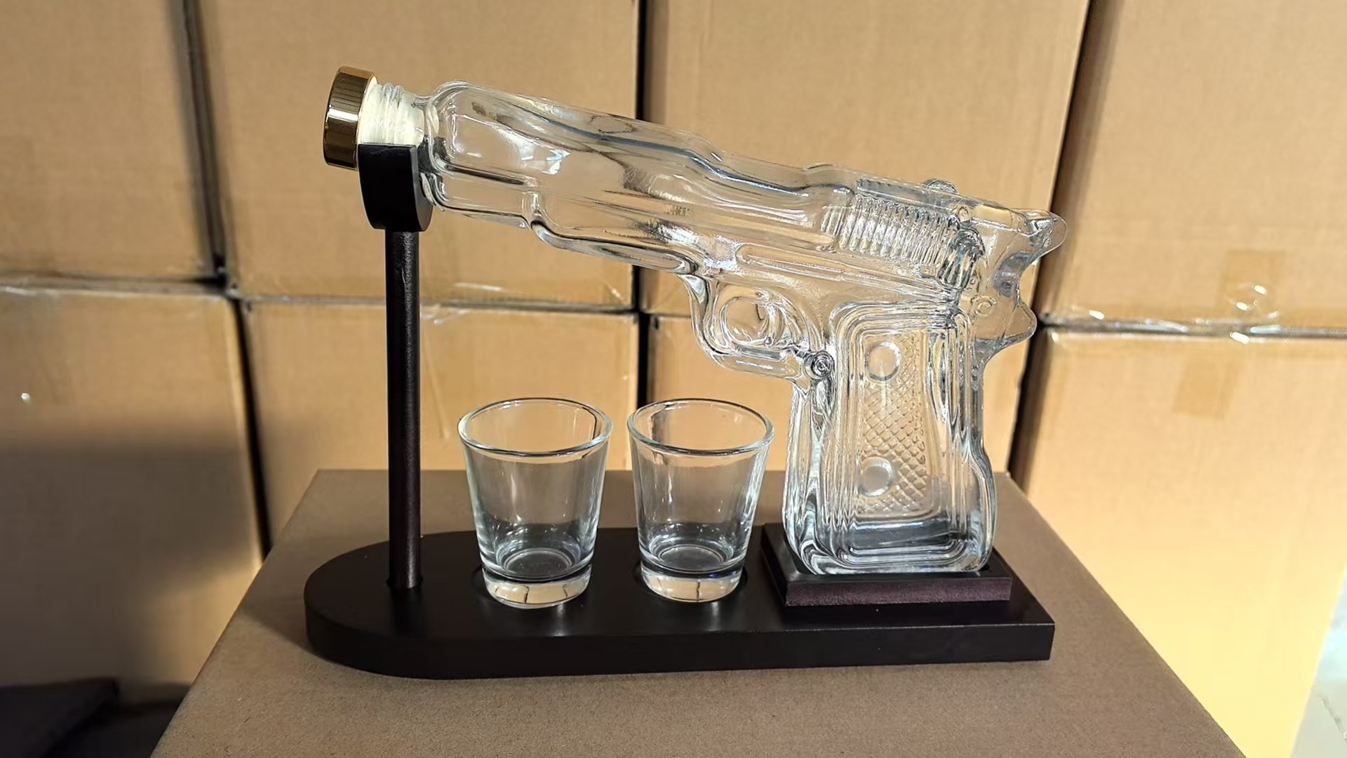Sandhawk Glass Pistol Decanter - Glass Decanter Whiskey 리뷰 및 가격