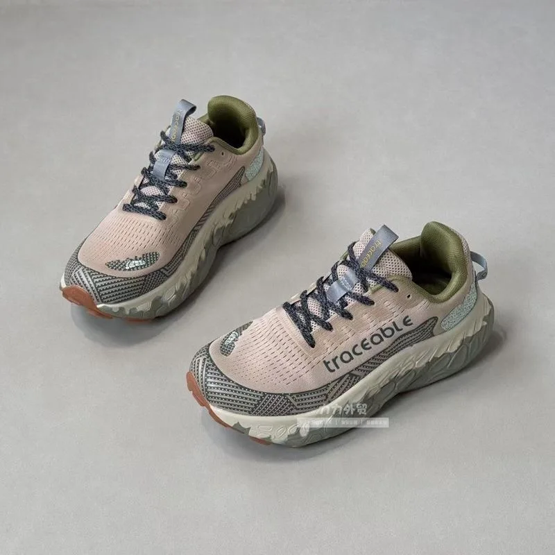 2026 Running Shoes For Unisex  - Luxury Lifestyle Brand 리뷰 및 가격