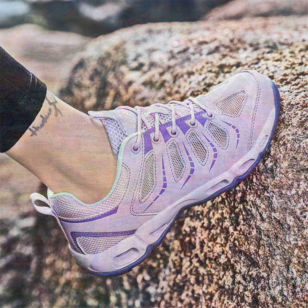 Sumer Round Tip Silver Sneaker - Luxury Lifestyle Party 리뷰 및 가격